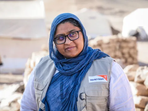 Thamindri de Silvia lebt in Afghanistan und leitet dort die humanitäre Arbeit von World Vision