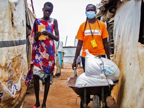 World Vision-Nothelferin im Südsudan