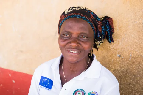 Awa koordiniert das World Vision Webprojekt in Sierra Leone.
