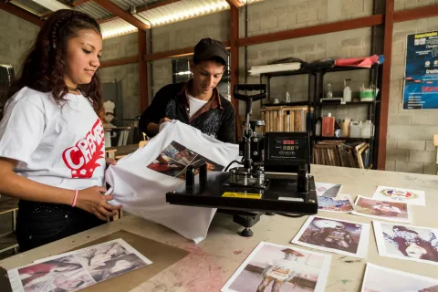 Erick aus Guatemala arbeitet an der Umsetzung seiner Geschäftsidee.