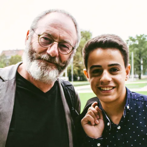 Liam Cunningham in Deutschland für World Vision