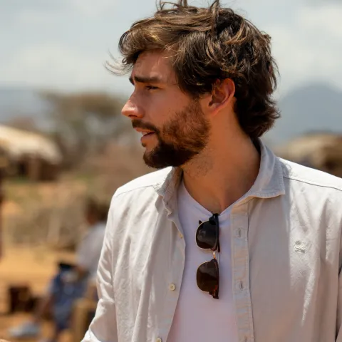 Alvaro Soler als World Vision Botschafter in Kenia