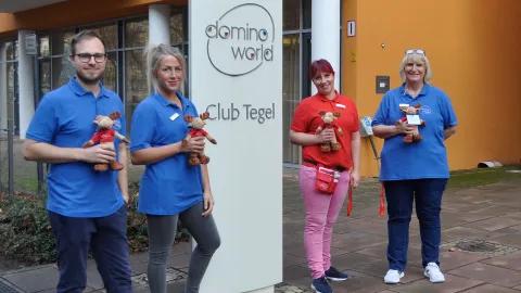 Mitarbeiterinnen und Mitarbeiter von domino-world™